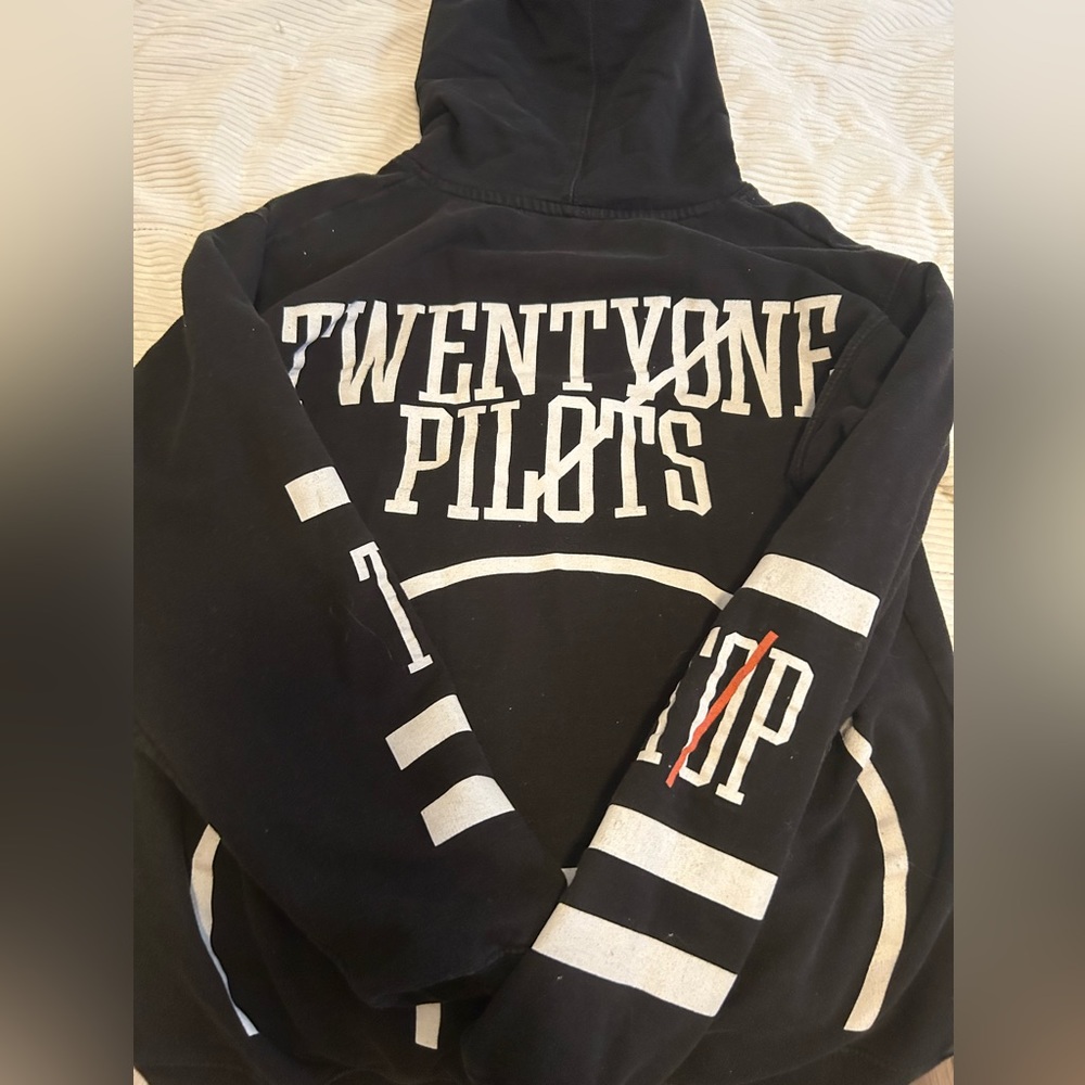 Twenty one pilots hoodie